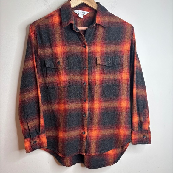 Old Navy The Boyfriend Flannel Shirt S Swiftie Evermore Grunge Fall Cozy Classic - Picture 1 of 8